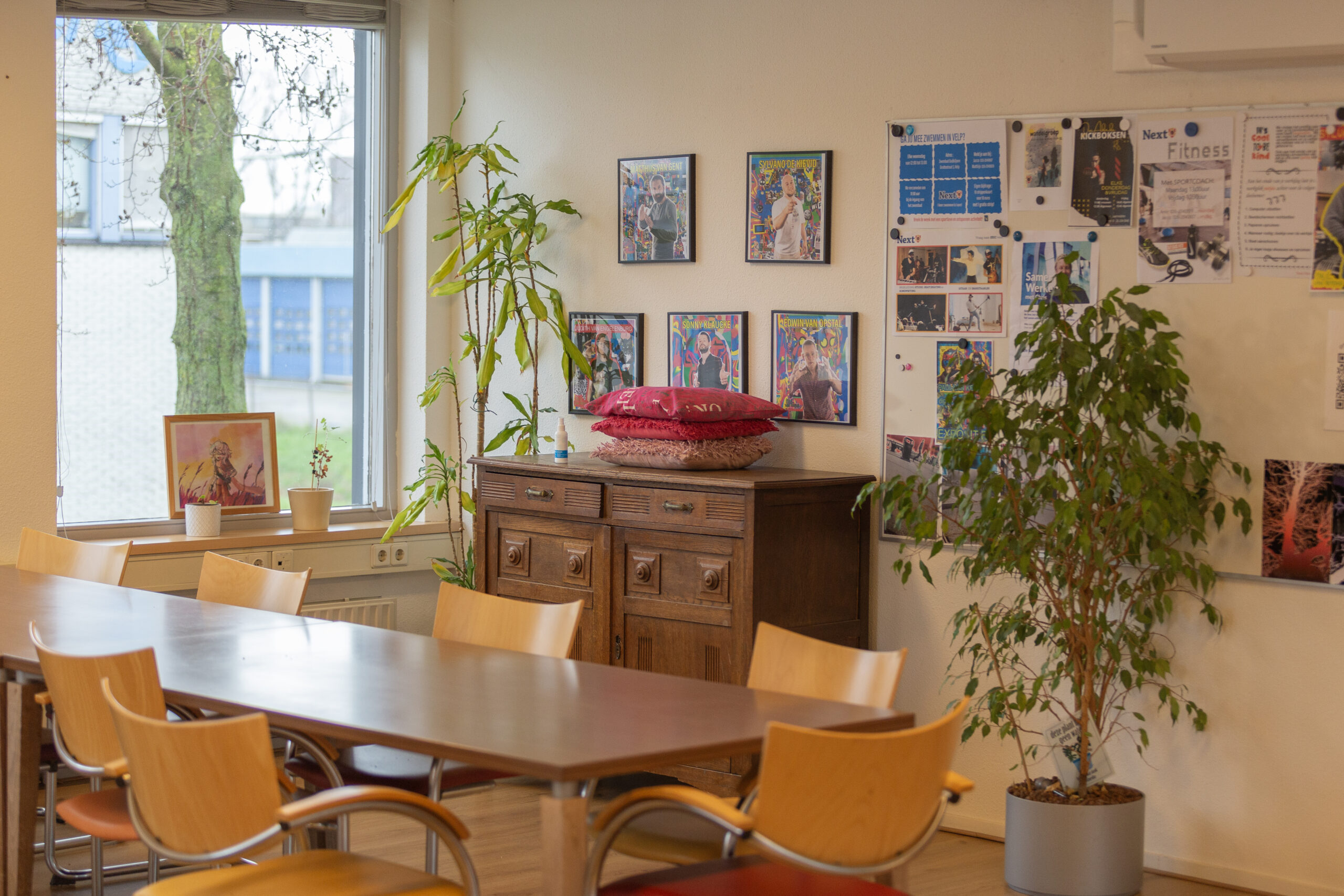 Studenten leren met expert begeleiding